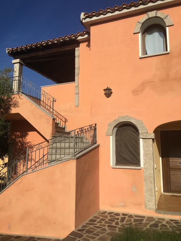 I Mari Di Gallura Apartment San Teodoro  Buitenkant foto